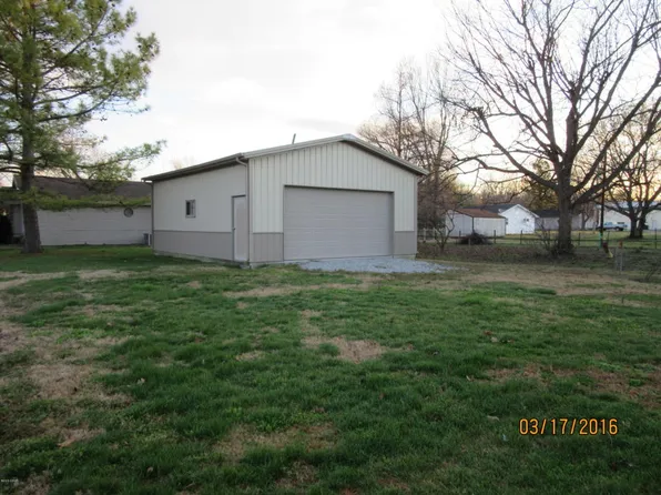 307 E 1st St, Karnak, IL 62956