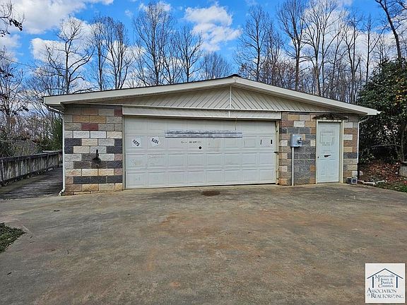 2nd image of 250 Austin Dr