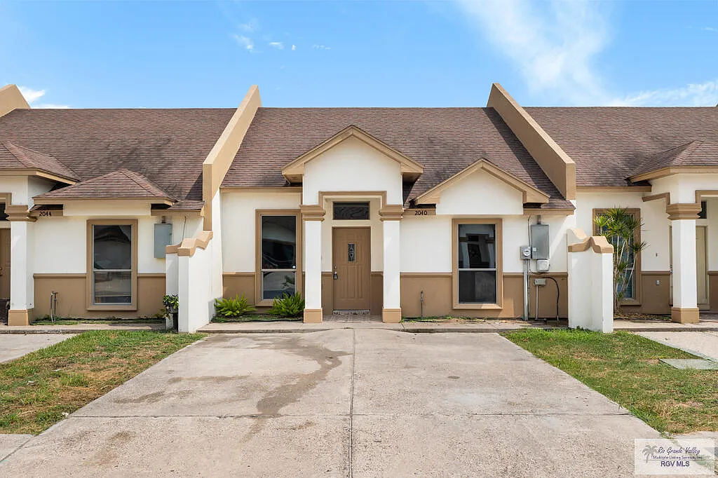 3 bed, 2.0 bath, 1109 sqft, $1,500 — Photo 1