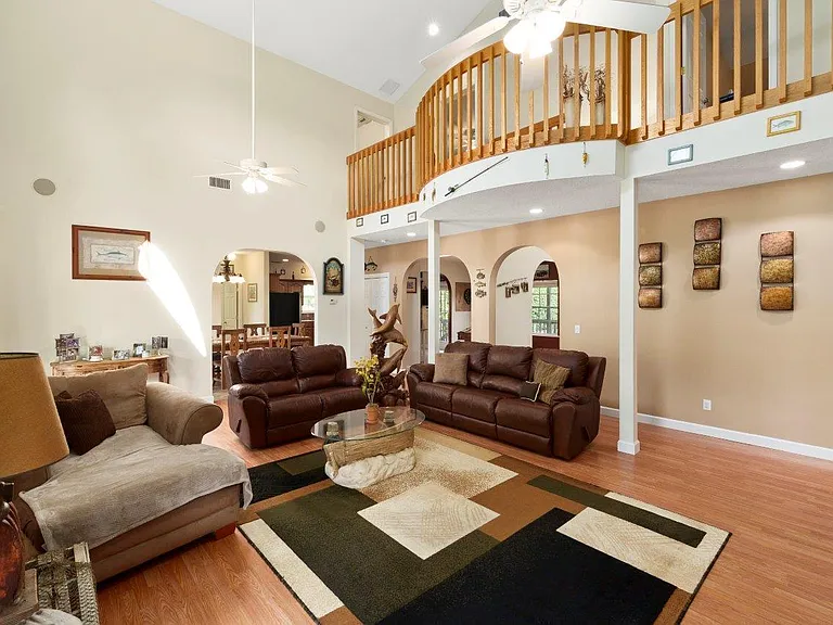 405 SE Salerno Rd — Photo 12