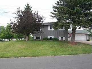 1st image of 901 E Margaret St