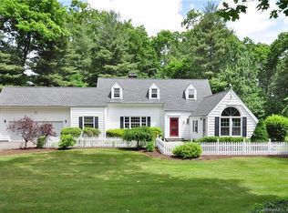 84 Seminary Rd, Simsbury, CT 06070