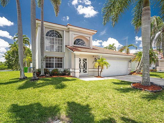 3rd image of 1403 NW 129th Way