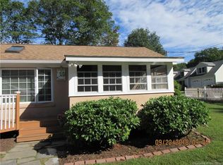 38 S Beechwood Rd, Niantic, CT 06357