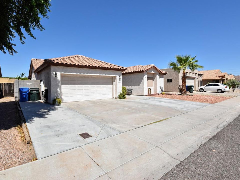 1st image of 3630 W Menadota Dr
