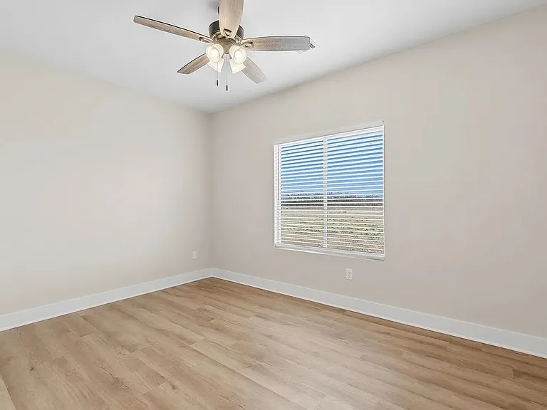 17006 W Lawson St — Photo 6