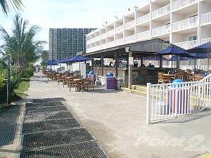 Bar & Grille
