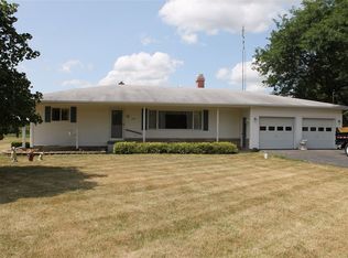 1958 S Morrice Rd, Owosso, MI 48867