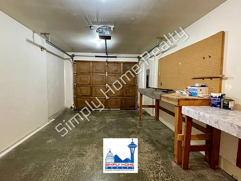 3 bed, 2.0 bath, 1234 sqft, $2,650 — Photo 15