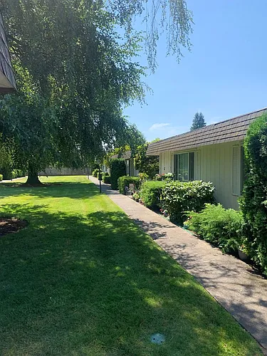 1218 W Main Photo 1