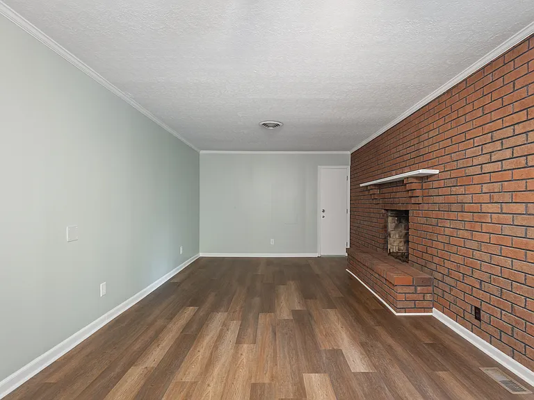 522 S 22nd Ave — Photo 18