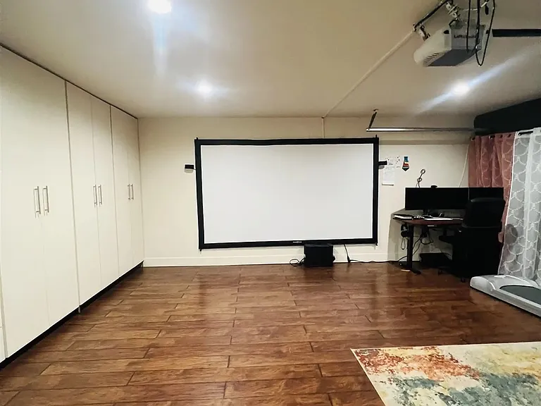 5895 Woodbine Pl — Photo 25