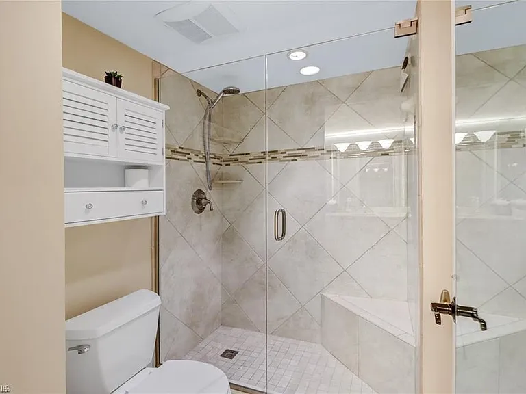 10475 Gulf Shore Dr #114 — Photo 9