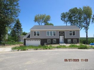 33 Pear Tree Dr, Naugatuck, CT 06770