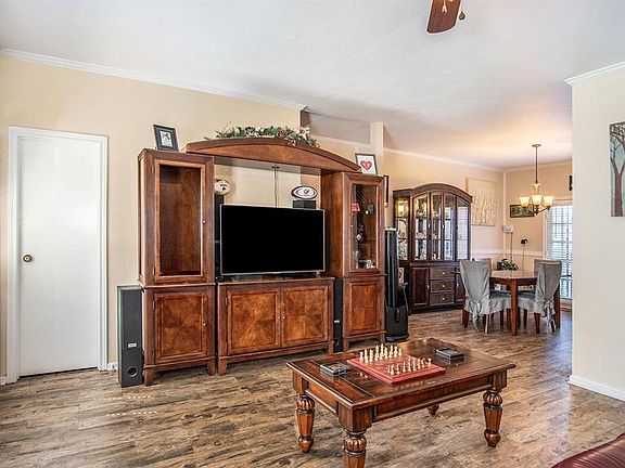 3rd image of 11710 Southlake Dr Unit 21