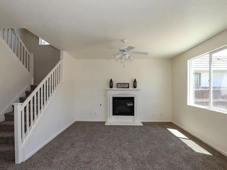 468 Beckman Way — Photo 5