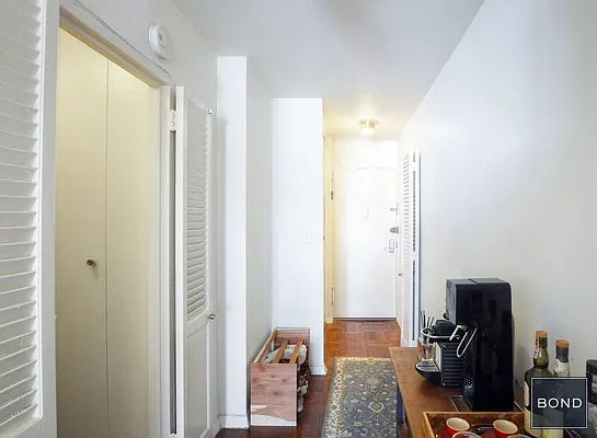 Rented by Bond New York | media 15