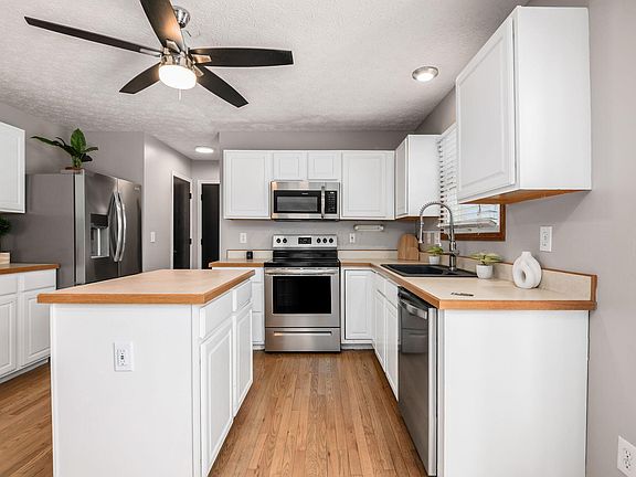 5th image of 2120 Sunrush Ct