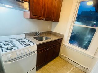 2201 Purchase St, New Bedford, MA 02746