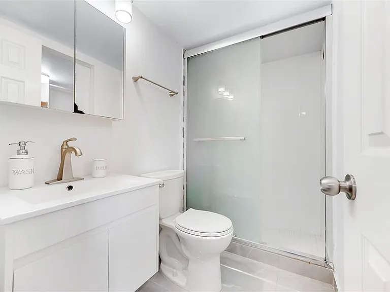 1477 Ashford #608 — Photo 10