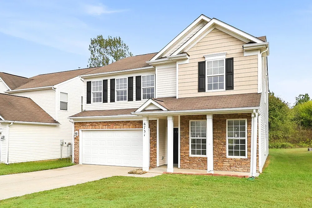 4 bed, 2.5 bath, 2513 sqft, $2,405 — Photo 4