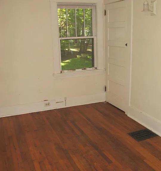 2 Cullowhee St — Photo 5