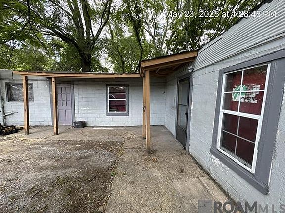 5th image of 3006-3004 Calumet St