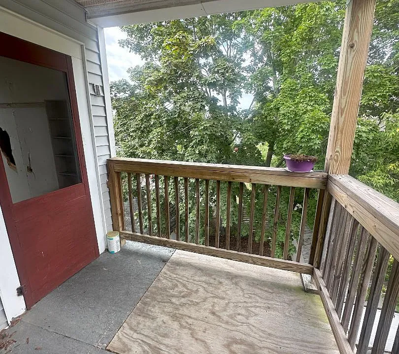 89 Shawmut St #3