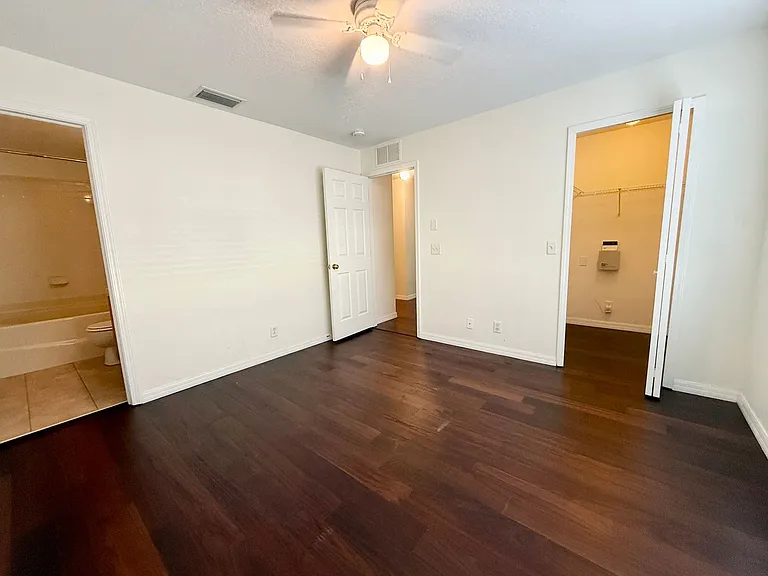3846 Mandalay Dr — Photo 19