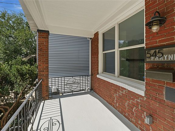 2nd image of 545 Frayne St