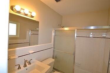 4th image of 329 Viscaya Ave #1658