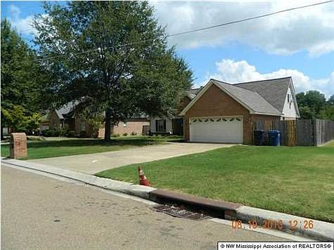 2nd image of 5726 Southbend Ln
