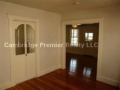 2nd image of 109 Lexington St