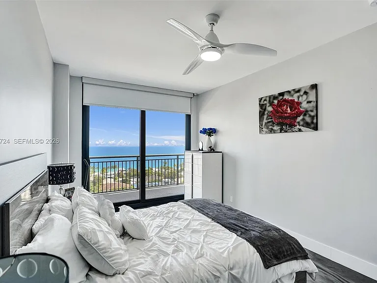 3031 N Ocean Blvd #1906 — Photo 12