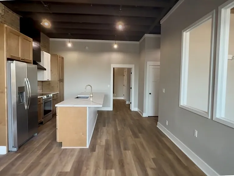 151 W Main St #5 — Photo 13