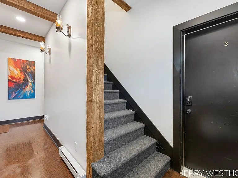 715 Butterworth St SW #3 — Photo 5