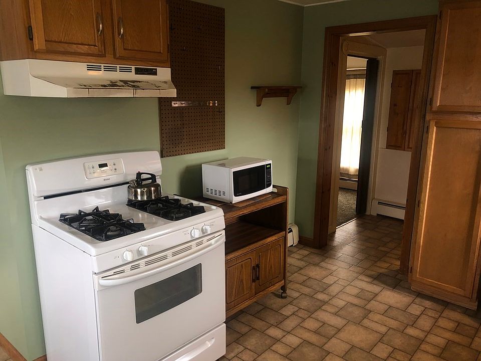 561 Tremont St, Rehoboth, MA 02769 Zillow