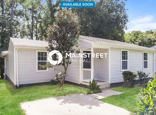 7943 Monfreya Ct, Charlotte, NC 28212