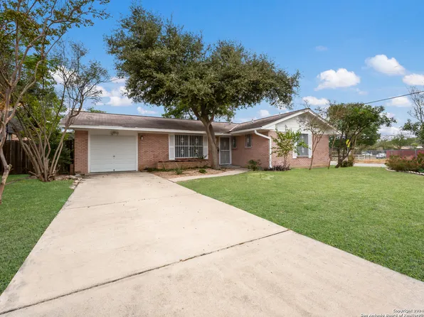4835 LAKEWOOD DR, San Antonio, TX 78220
