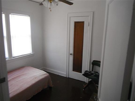 bedroom troester down