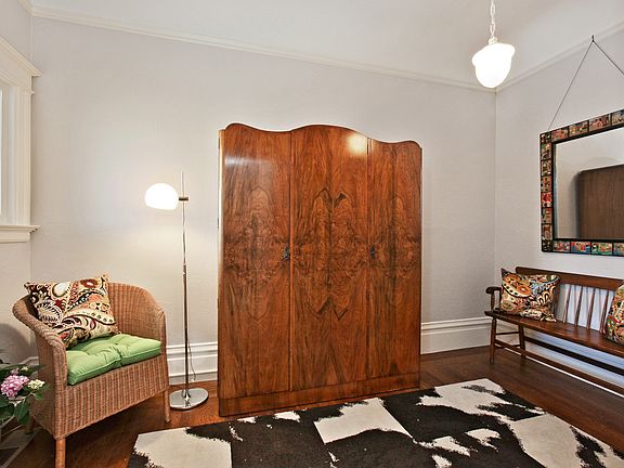 2nd image of 1215 Dolores St