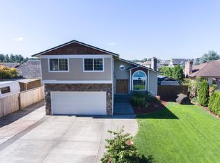 20114 NE Interlachen Ln, Fairview, OR 97024