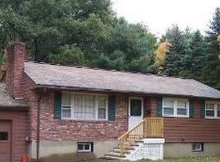 25 Larch Ln, Reading, MA 01867