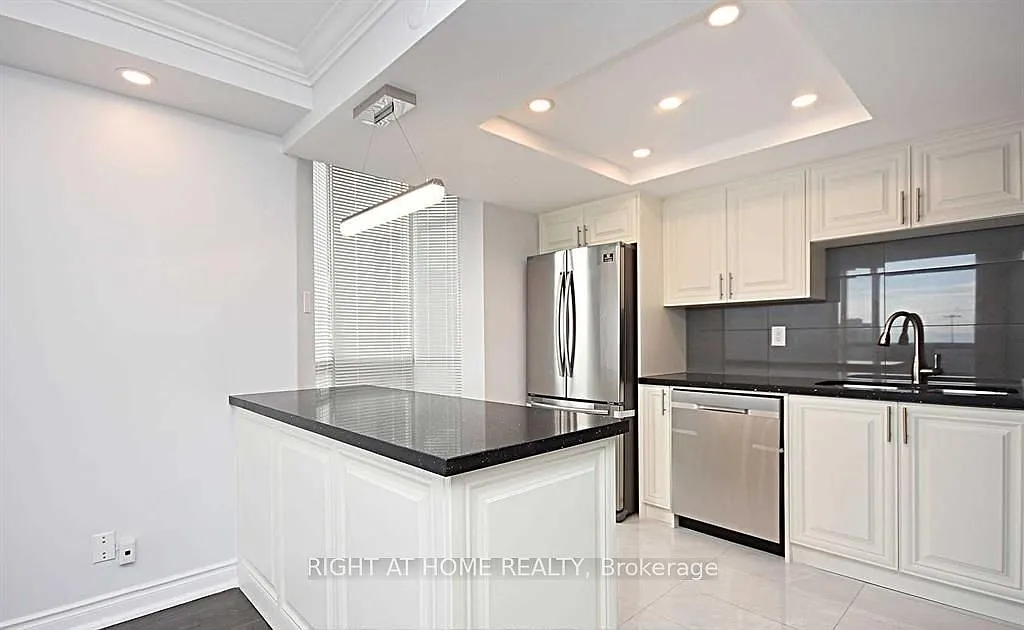 3 bed, $2,850 — Photo 3