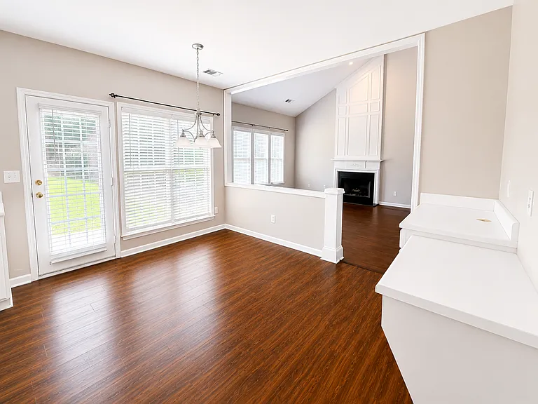 3219 Citation Ave NW — Photo 9