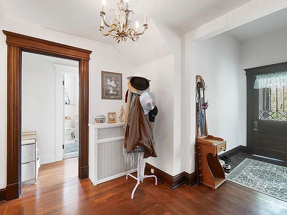 5th image of 345 McAlpin Ave #1