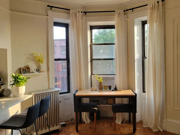 491 9th Street image 1 of 12