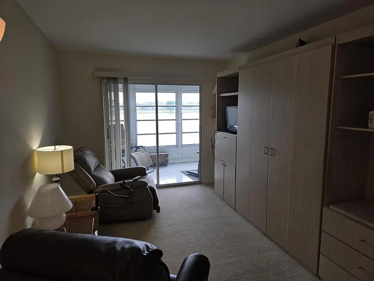 2031 Exeter Dr — Photo 16