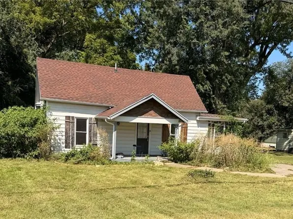 407 S Clarke Ave, Clever, MO 65631
