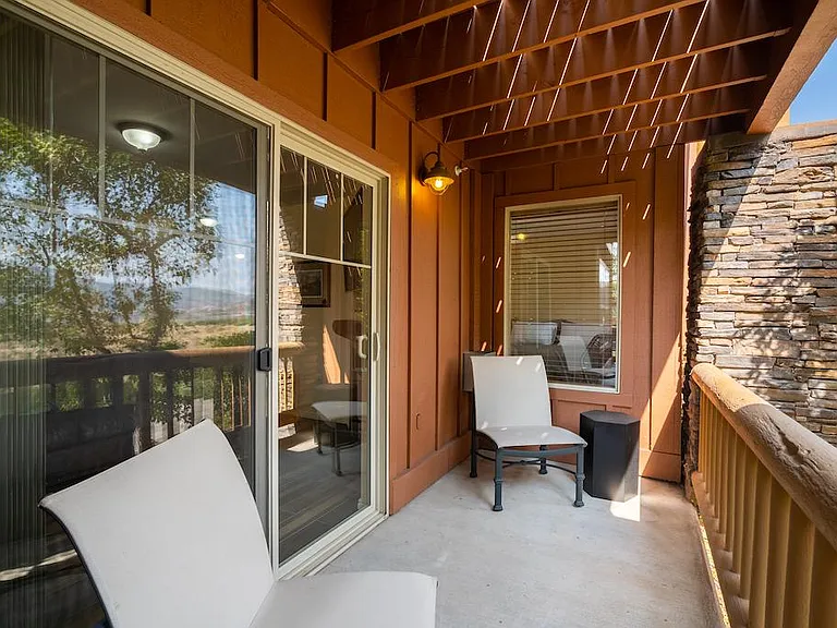 1800 W Fox Bay Dr #C103 — Photo 3